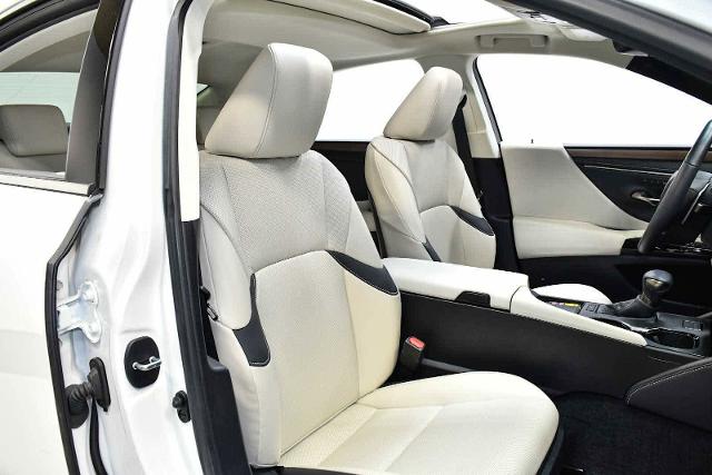 2024 Lexus ES 350 Vehicle Photo in DALLAS, TX 75235