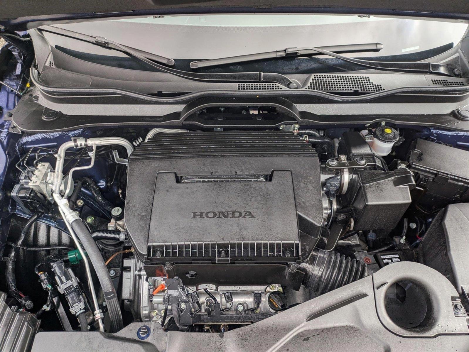 2025 Honda Pilot Vehicle Photo in Valencia, CA 91355-1794