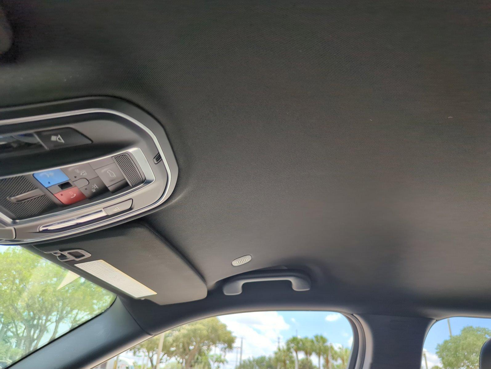 2022 Jeep Grand Cherokee L Vehicle Photo in Pembroke Pines, FL 33027