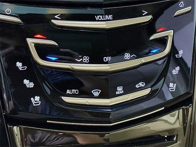 2015 Cadillac Escalade Vehicle Photo in PUYALLUP, WA 98371-4149