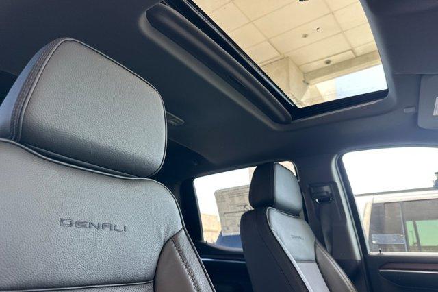 2025 GMC Sierra 1500 Vehicle Photo in STOCKTON, CA 95212-2838