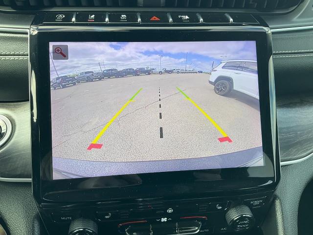 2023 Jeep Grand Cherokee L Vehicle Photo in Kaukauna, WI 54130