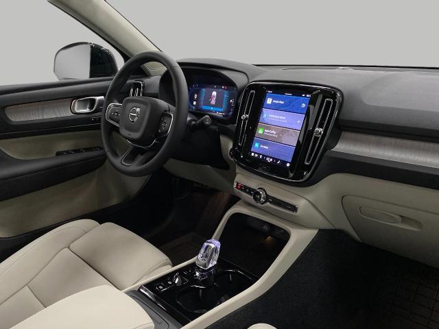 2025 Volvo XC40 Vehicle Photo in Appleton, WI 54913