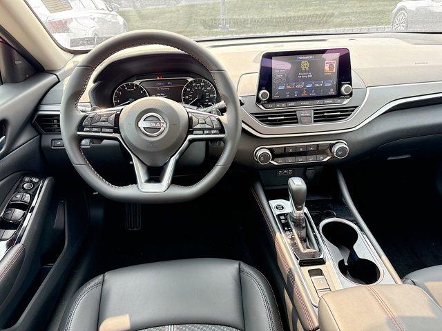 2025 Nissan Altima Vehicle Photo in Flemington, NJ 08822