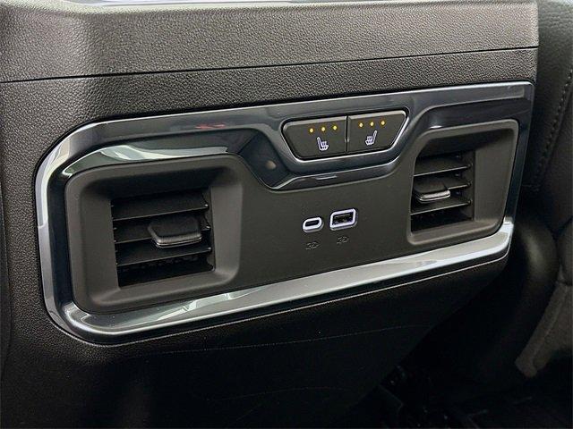 2025 GMC Sierra 3500 HD Vehicle Photo in PUYALLUP, WA 98371-4149