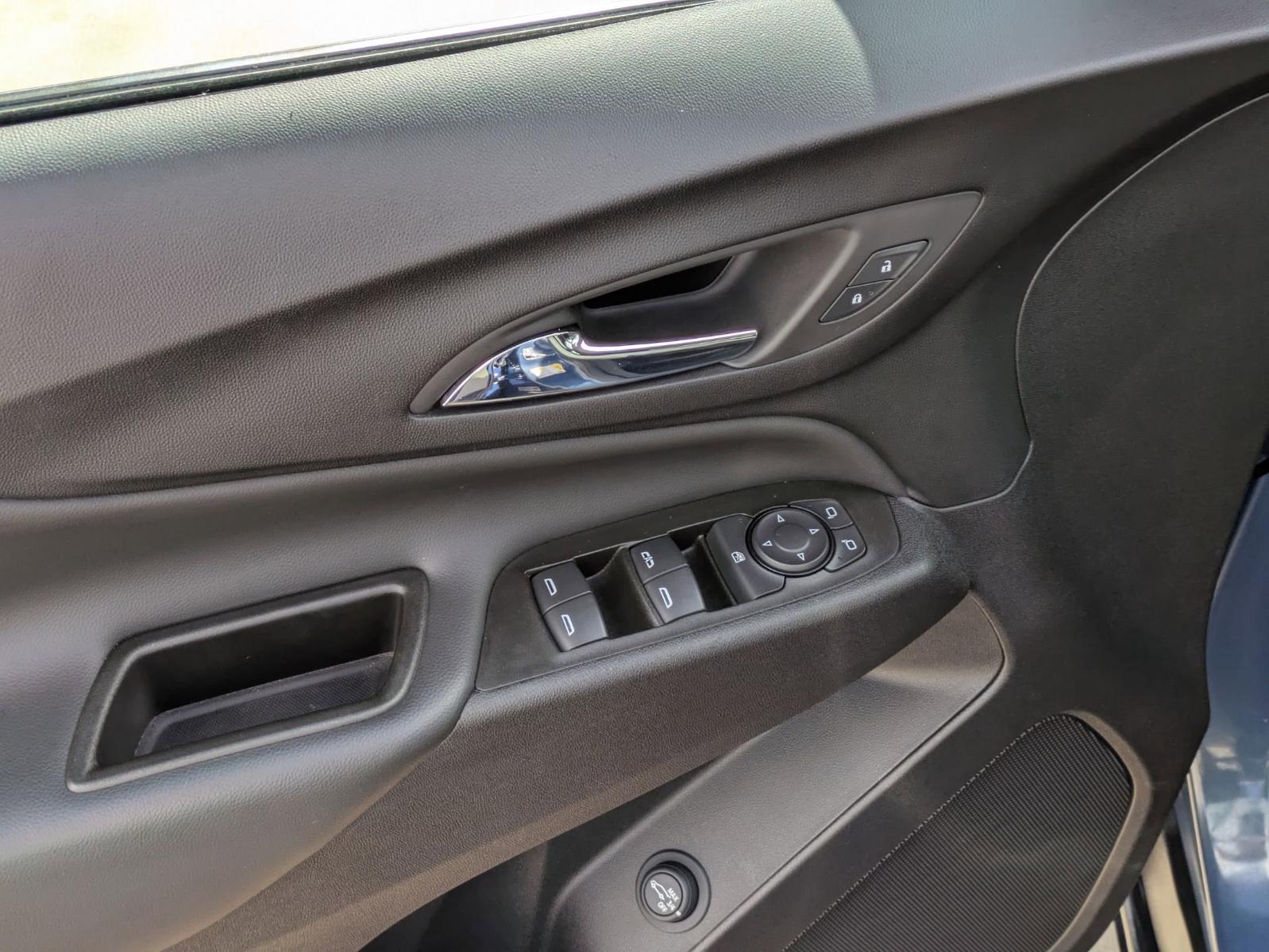 2024 Chevrolet Equinox Vehicle Photo in SELMA, TX 78154-1460