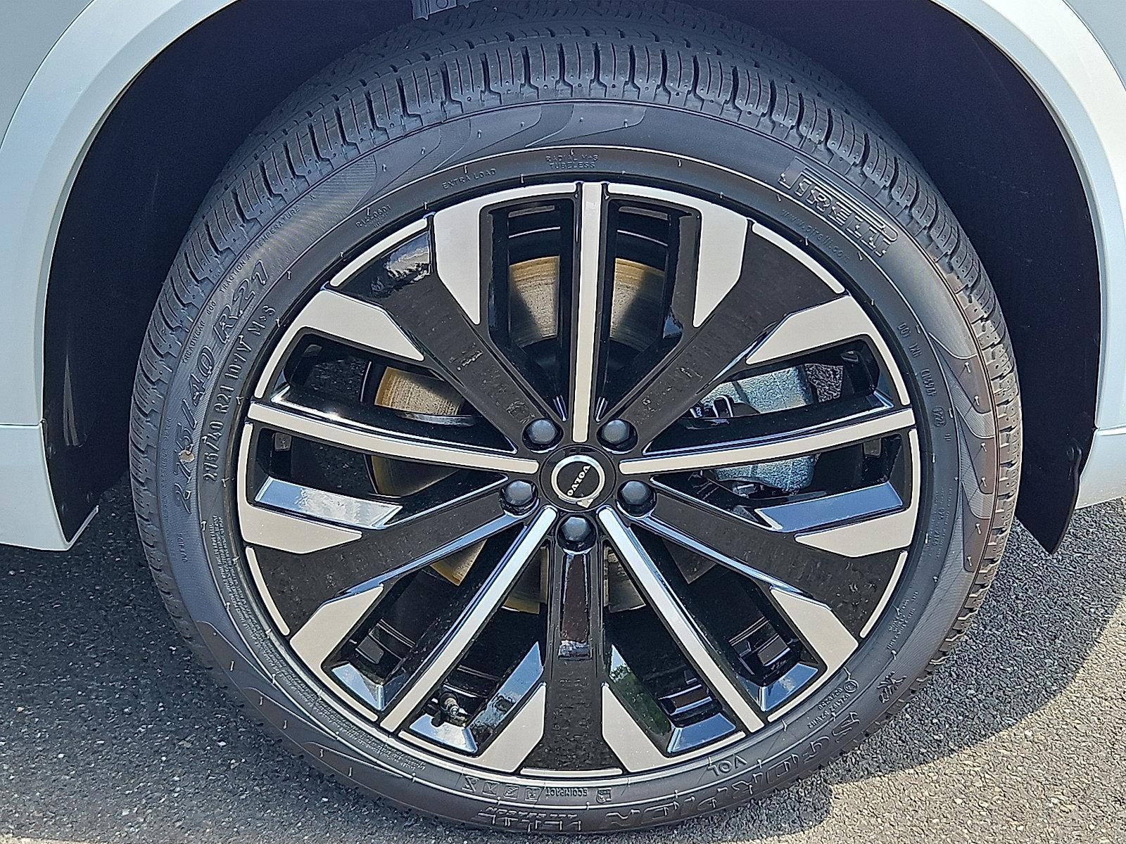 2026 Volvo XC90 Plug-In Hybrid Vehicle Photo in Trevose, PA 19053