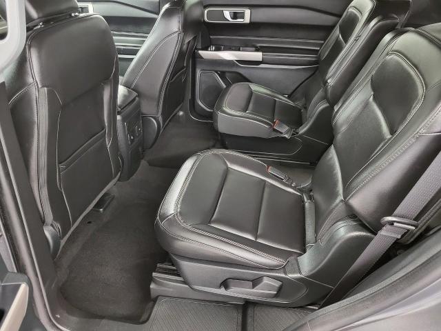 2023 Ford Explorer Vehicle Photo in Neenah, WI 54956