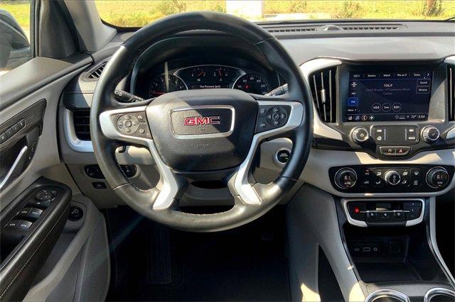 2024 GMC Terrain Vehicle Photo in TOPEKA, KS 66609-0000