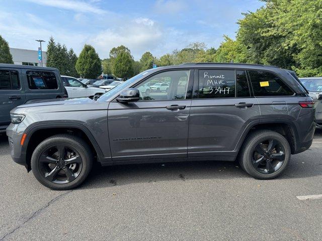 2023 Jeep Grand Cherokee Vehicle Photo in Doylsetown, PA 18901