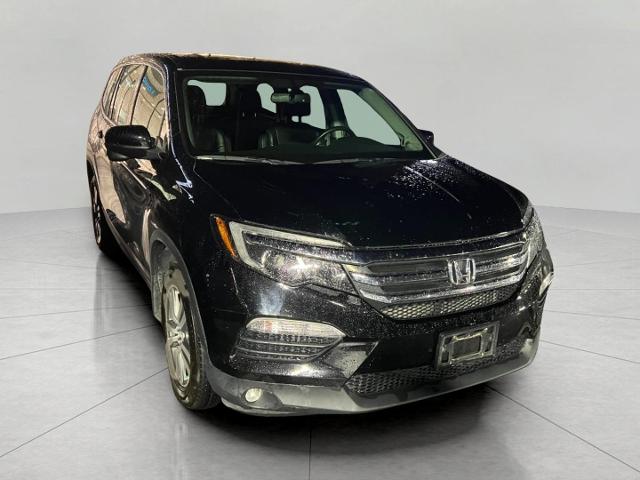 2017 Honda Pilot Vehicle Photo in Appleton, WI 54913