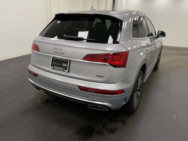 2024 Audi Q5 Vehicle Photo in Appleton, WI 54913