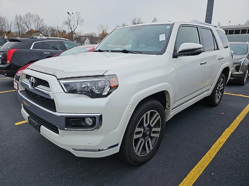 2018 Toyota 4Runner Vehicle Photo in AKRON, OH 44303-2185