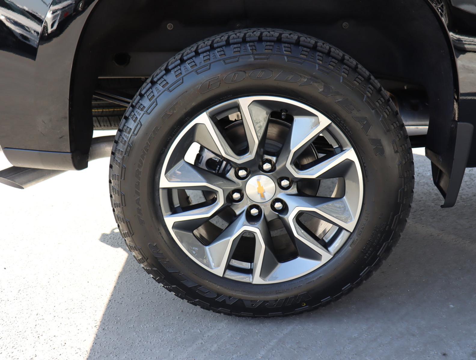 2025 Chevrolet Silverado 1500 Vehicle Photo in LOS ANGELES, CA 90007-3794