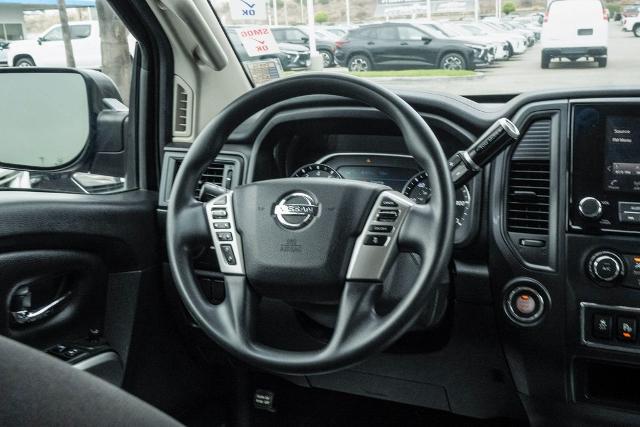 2022 Nissan Titan Vehicle Photo in VENTURA, CA 93003-8585