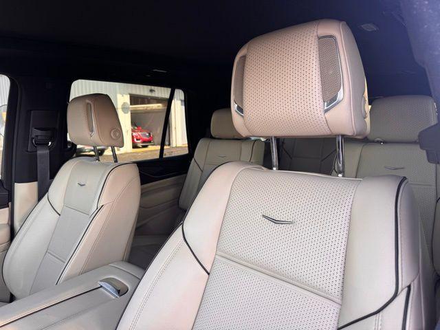 2023 Cadillac Escalade Vehicle Photo in DELRAY BEACH, FL 33483-3294