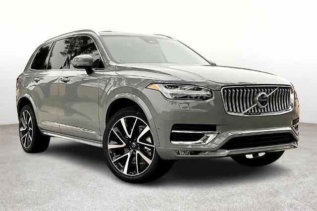 2025 Volvo XC90 Vehicle Photo in Houston, TX 77007