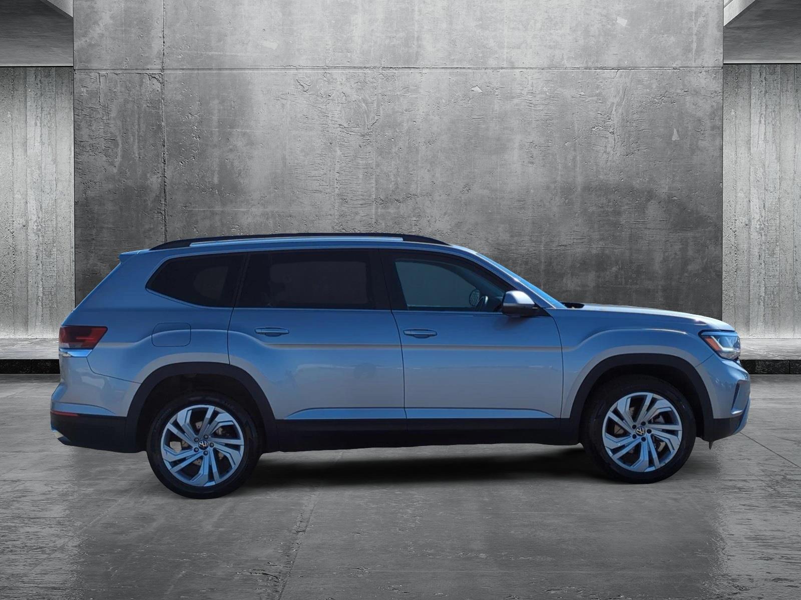 2022 Volkswagen Atlas Vehicle Photo in Memphis, TN 38128