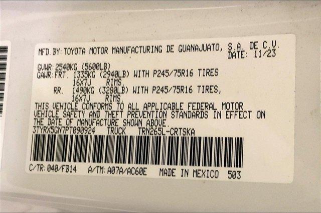 2023 Toyota Tacoma 2WD Vehicle Photo in KANSAS CITY, MO 64114-4502