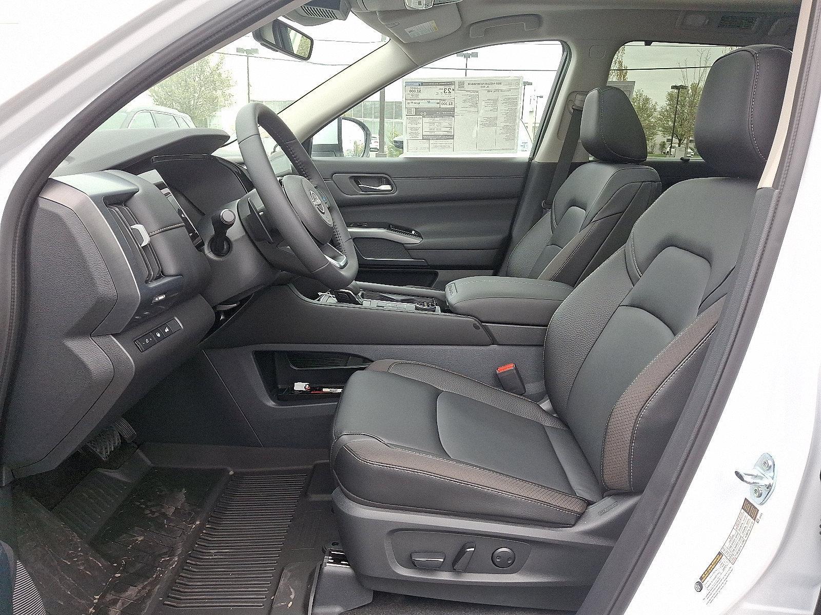 2025 Nissan Pathfinder Vehicle Photo in Mechanicsburg, PA 17050-2306