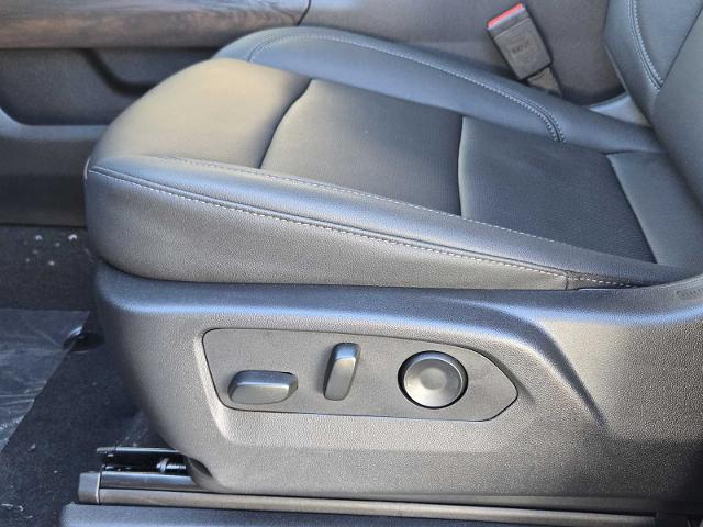 2025 GMC Sierra 1500 Vehicle Photo in DALLAS, TX 75209-3016