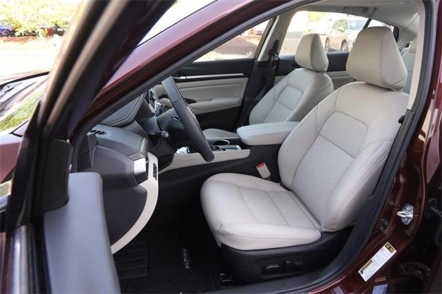 2025 Nissan Altima Vehicle Photo in Hazelwood, MO 63042
