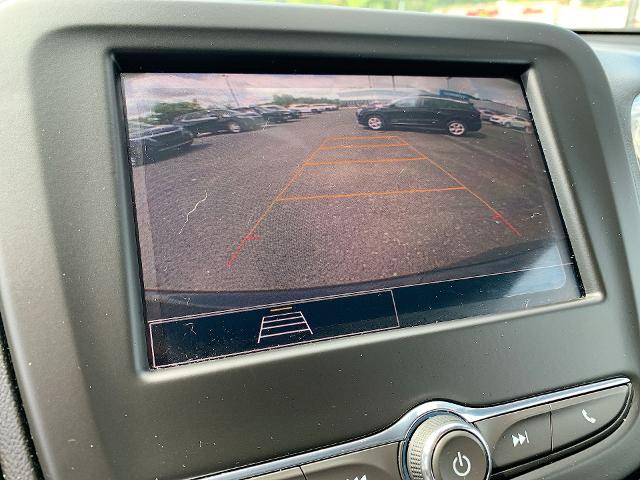 2022 Chevrolet Equinox Vehicle Photo in MOON TOWNSHIP, PA 15108-2571