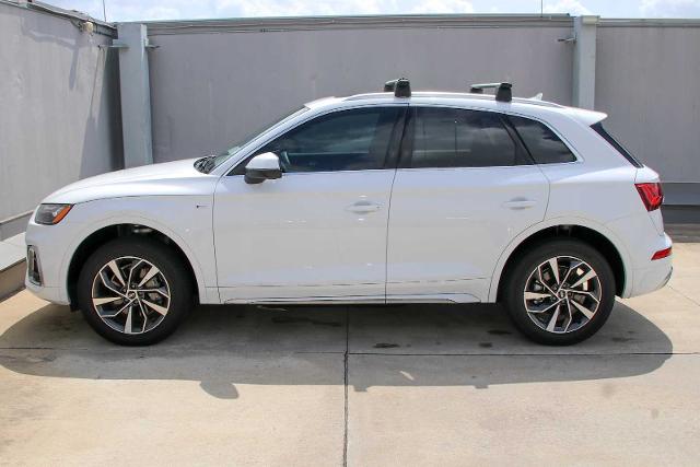 2024 Audi Q5 Vehicle Photo in SUGAR LAND, TX 77478