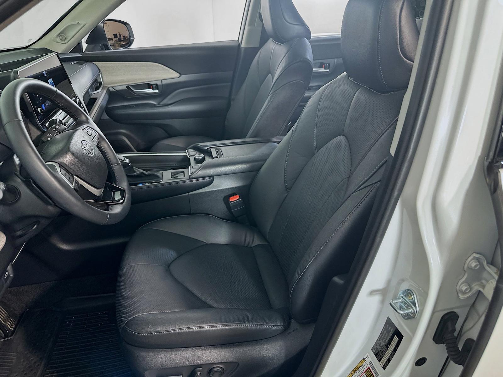 2024 Toyota Grand Highlander Vehicle Photo in Langhorne, PA 19047