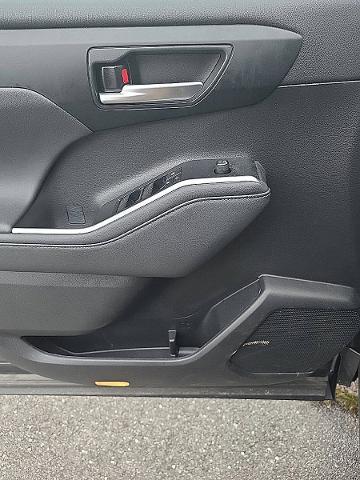 2023 Toyota Highlander Vehicle Photo in HARRISBURG, PA 17111-1033