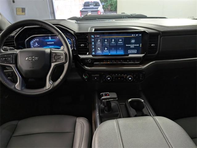 2024 Chevrolet Silverado 1500 Vehicle Photo in ENGLEWOOD, CO 80113-6708