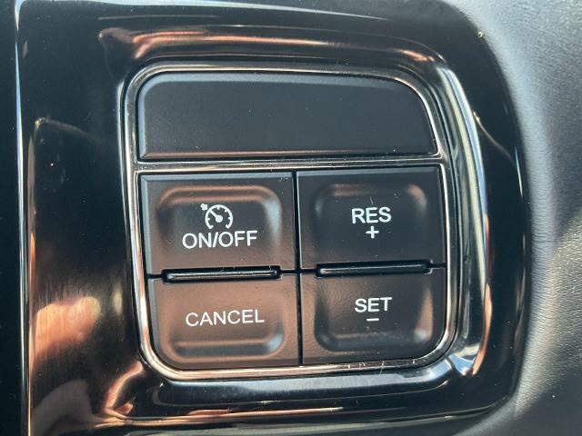 2016 Chrysler Town & Country Vehicle Photo in Kaukauna, WI 54130