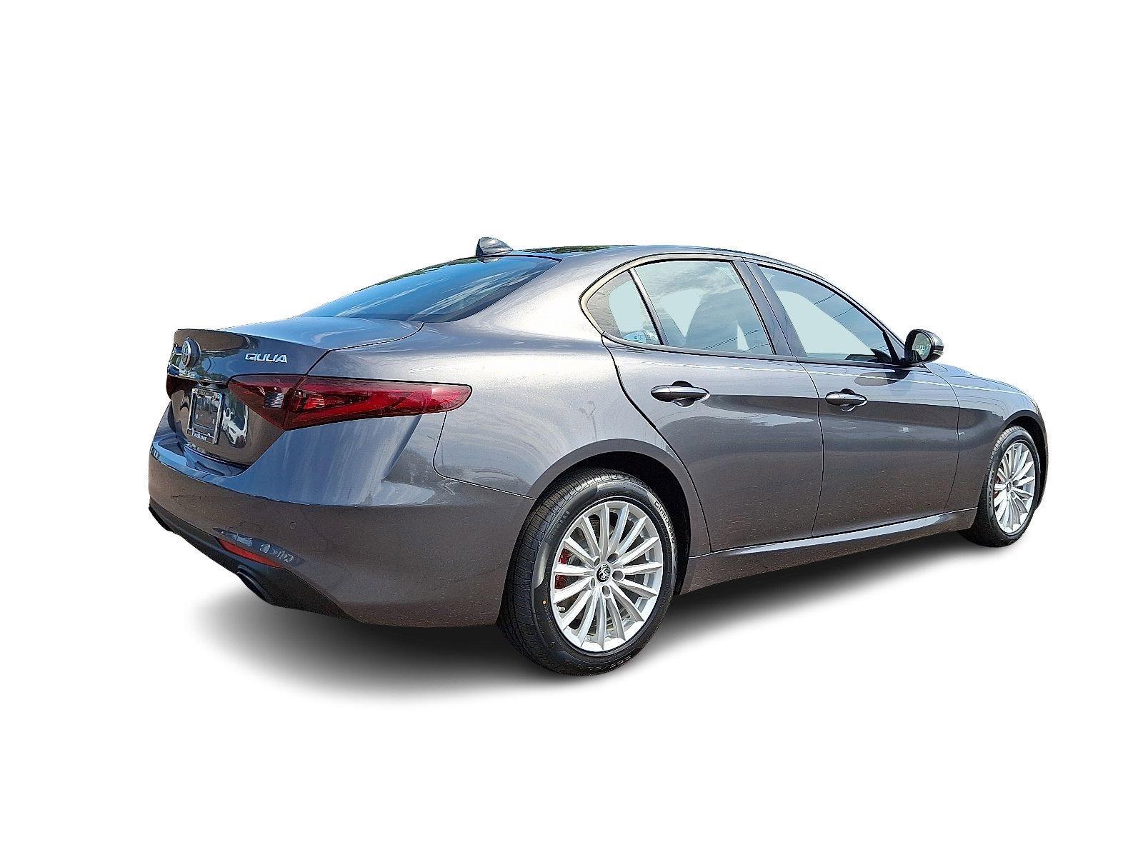 2022 Alfa Romeo Giulia Vehicle Photo in Willow Grove, PA 19090