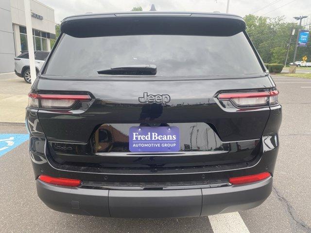 2025 Jeep Grand Cherokee L Vehicle Photo in Doylsetown, PA 18901