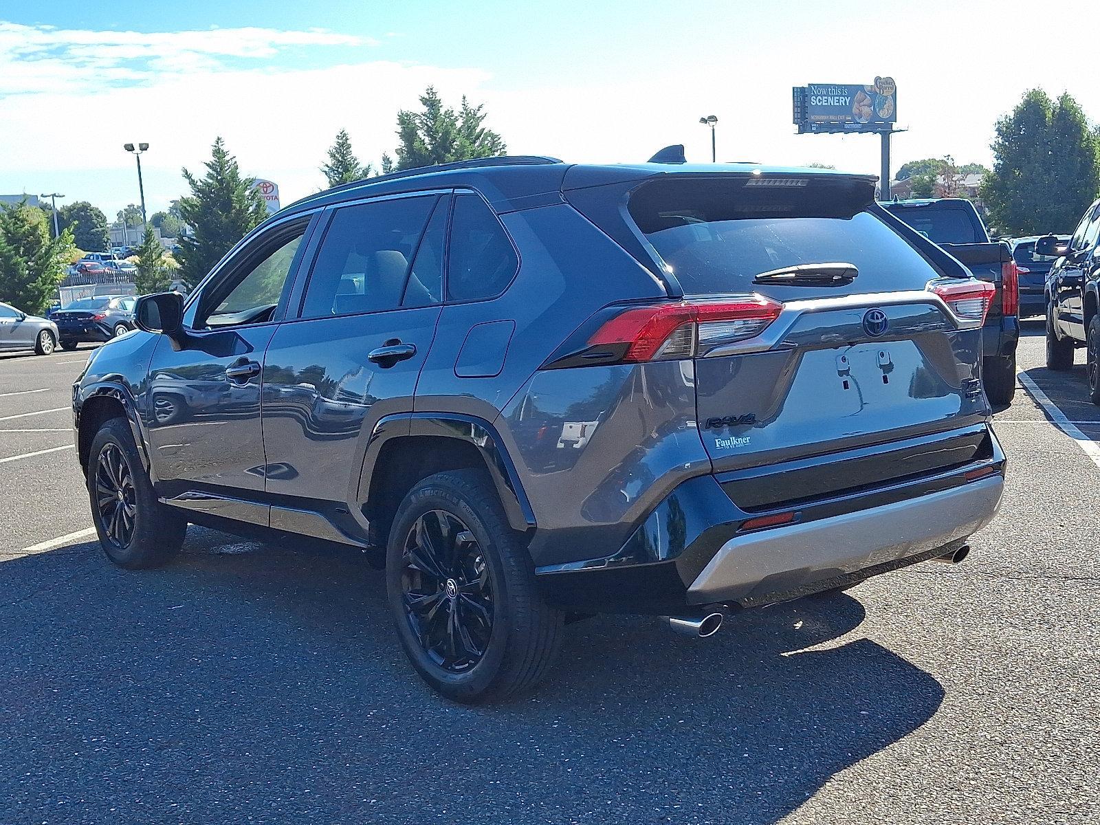 2022 Toyota RAV4 Vehicle Photo in Trevose, PA 19053