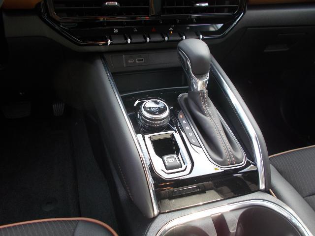 2026 GMC Canyon Vehicle Photo in LOWELL, MA 01852-4336