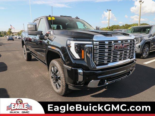 2025 GMC Sierra 3500HD Denali Crew Cab 4WD