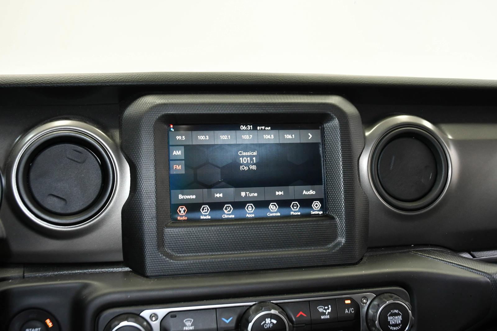 2023 Jeep Wrangler Vehicle Photo in DALLAS, TX 75235