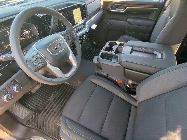 2025 GMC Sierra 1500 Vehicle Photo in GOODYEAR, AZ 85338-1310