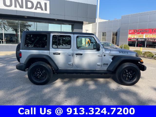 Used 2021 Jeep Wrangler Unlimited Willys with VIN 1C4HJXDG0MW557347 for sale in Kansas City