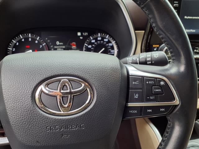 2021 Toyota Highlander Vehicle Photo in SAN ANTONIO, TX 78230-1001