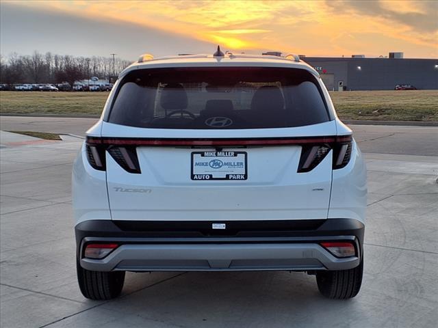 2025 Hyundai TUCSON Vehicle Photo in Peoria, IL 61615