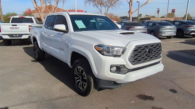 2022 Toyota Tacoma 2WD Vehicle Photo in GOODYEAR, AZ 85338-1310