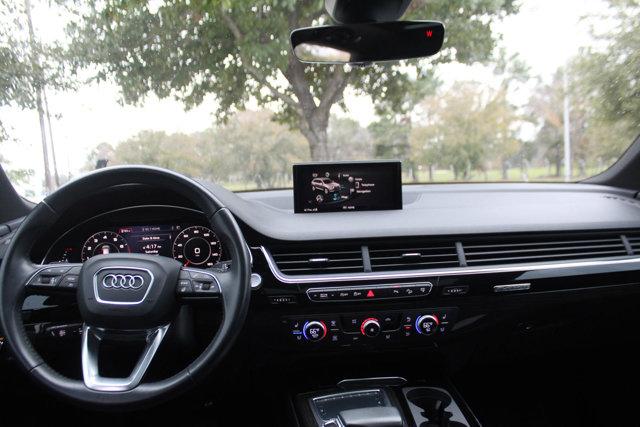 2017 Audi Q7 Vehicle Photo in HOUSTON, TX 77090