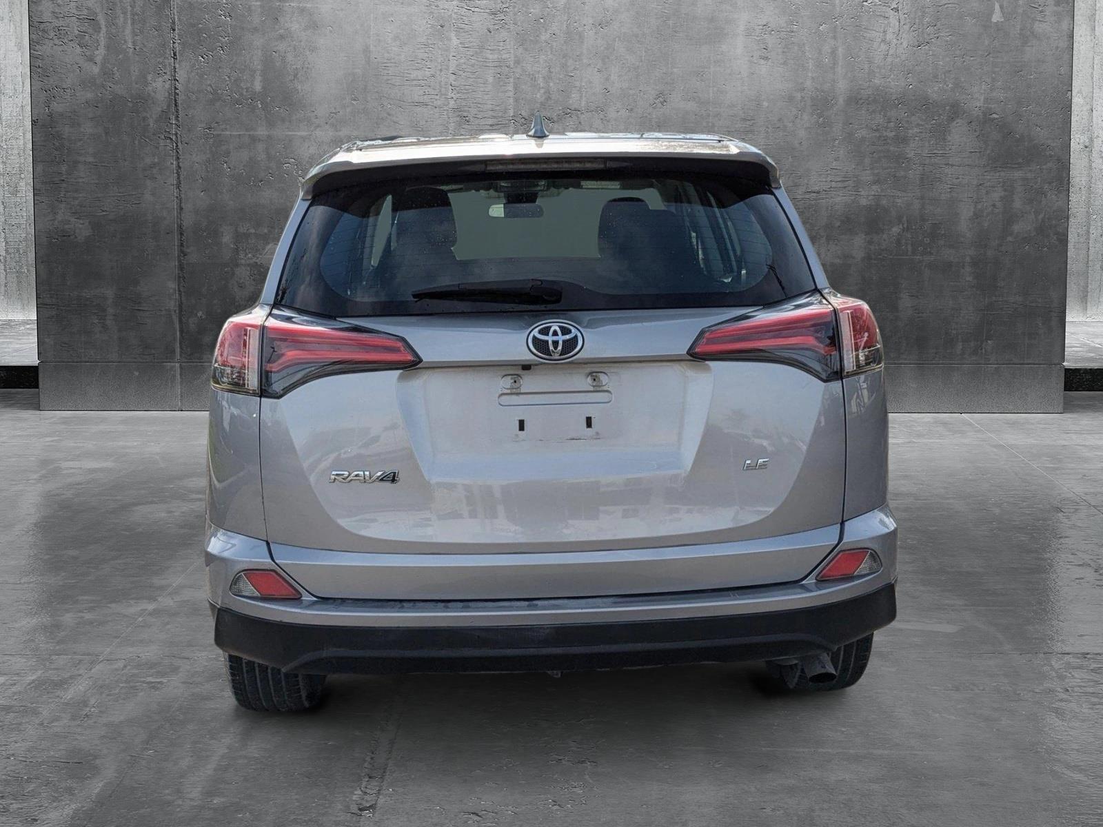 2018 Toyota RAV4 Vehicle Photo in Miami, FL 33015