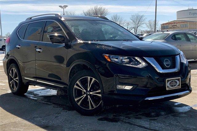 2017 Nissan Rogue Vehicle Photo in TOPEKA, KS 66609-0000