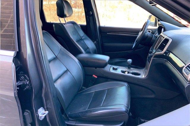 2015 Jeep Grand Cherokee Vehicle Photo in KANSAS CITY, MO 64114-4502