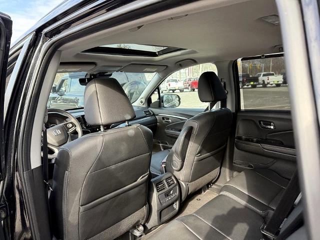 2022 Honda Pilot Vehicle Photo in CHICOPEE, MA 01020-5001