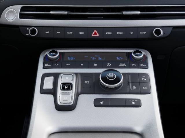 2025 Hyundai PALISADE Vehicle Photo in Green Bay, WI 54304