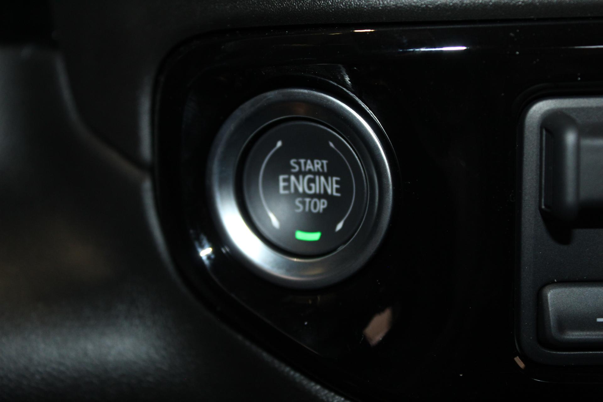 2025 Chevrolet Silverado 2500 HD Vehicle Photo in NORTHAMPTON, MA 01060-1120